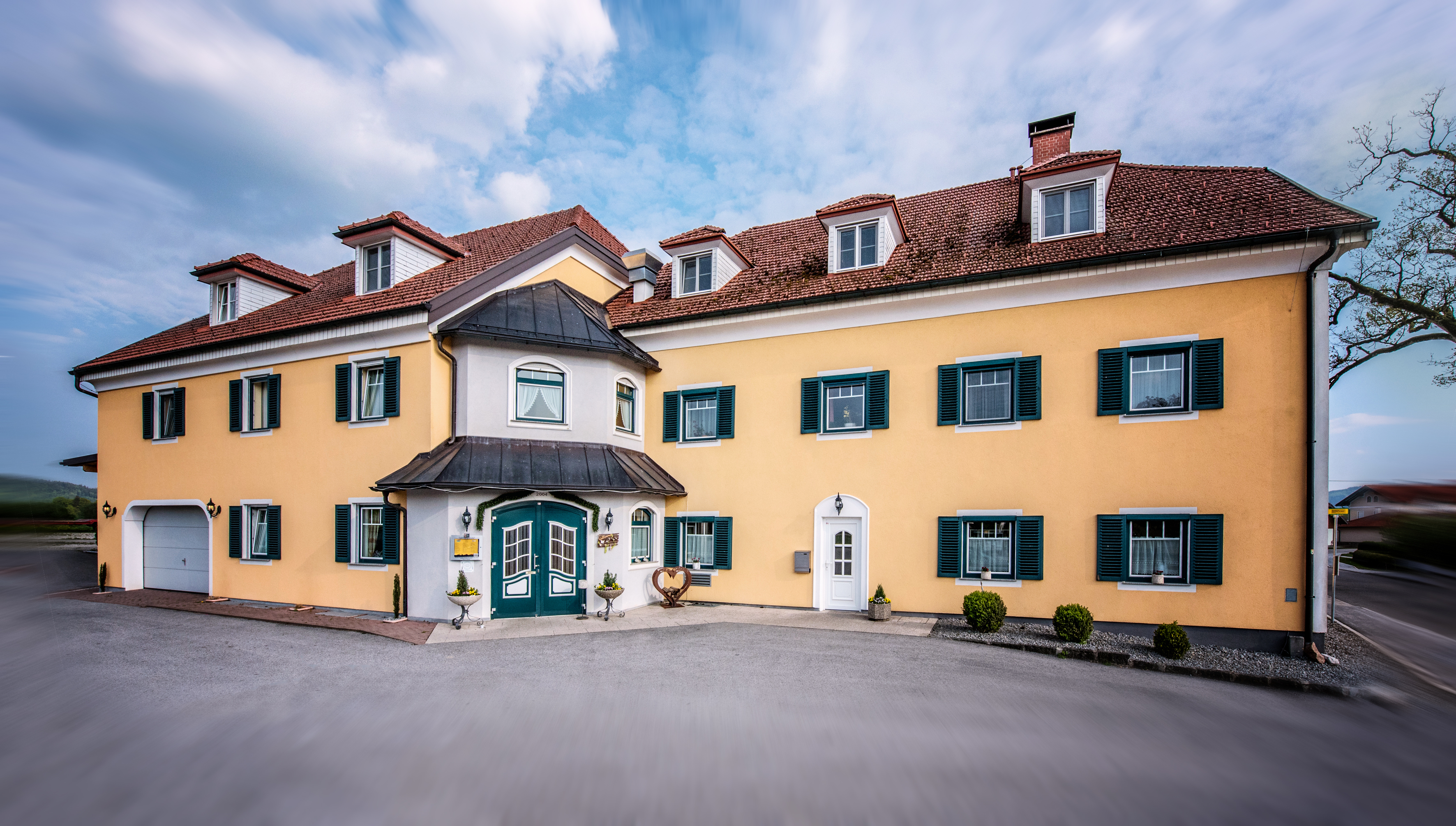 Pensionen - Art der Pension: Ferienwohnung - Schalchen (Treubach) - Wirt z`Weissau